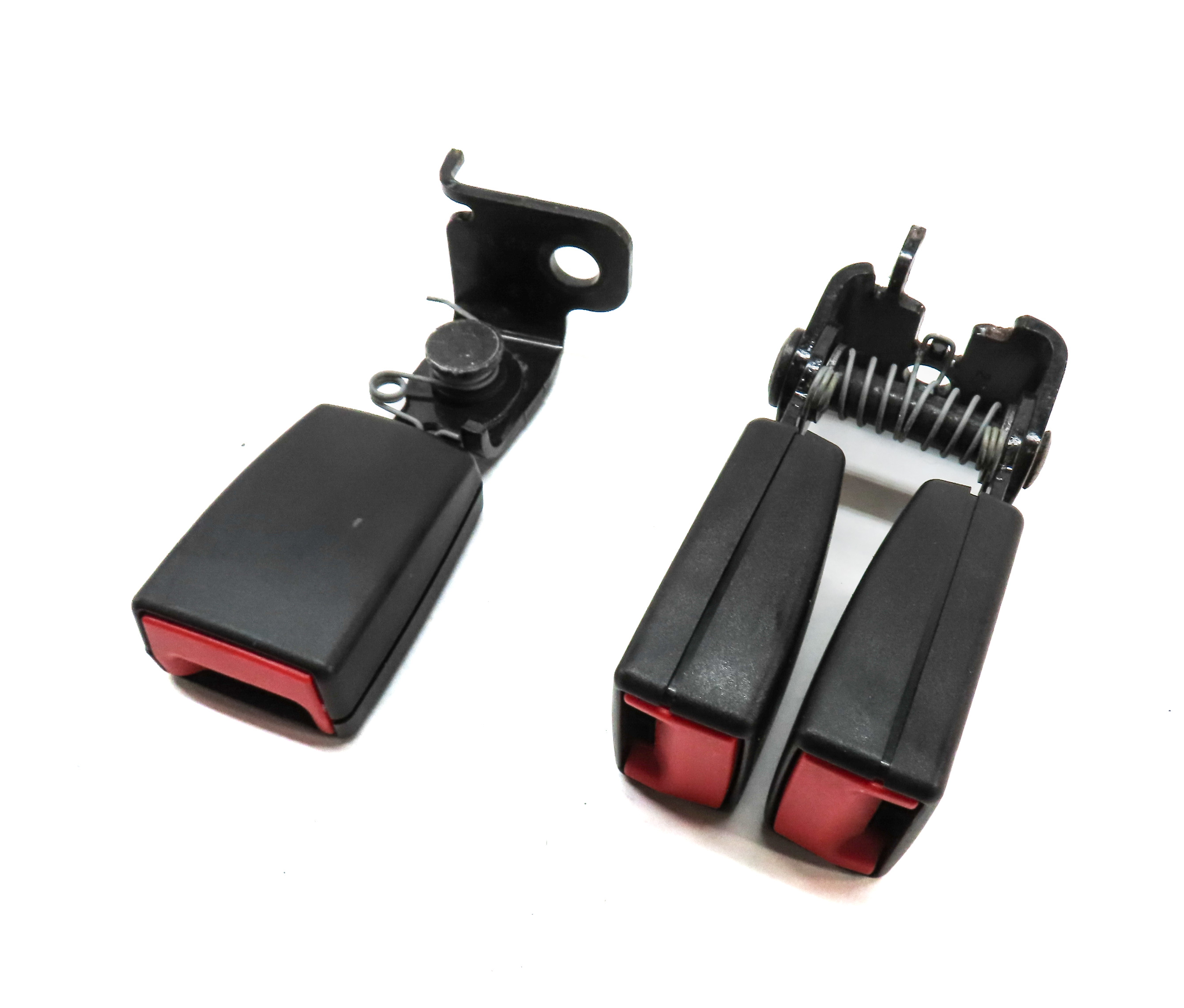 2011 BMW X3 (F25) REAR LEFT RIGHT CENTER SEATBELT BUCKLE RECEIVER SET3 (Black) — exact item pictured